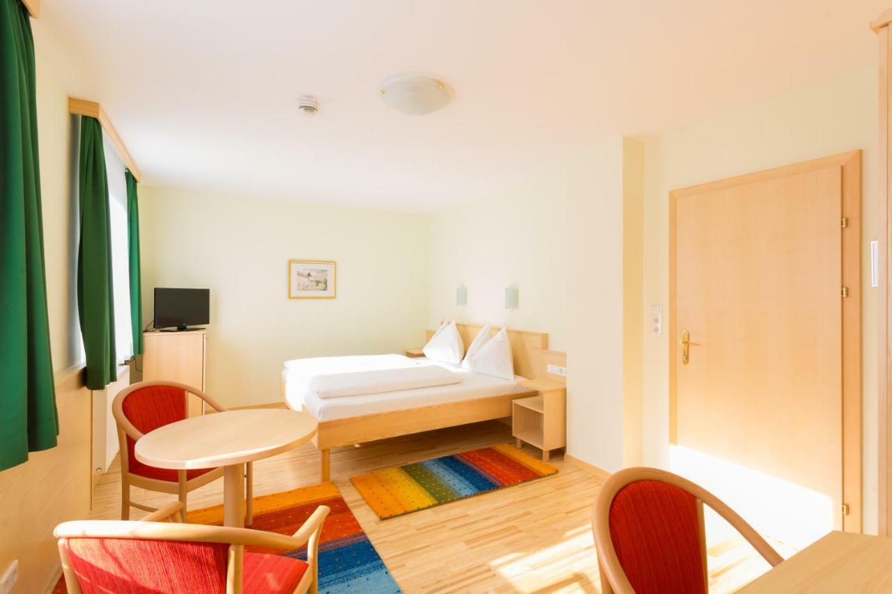 Hotel Kindler 2,0 Self-Check-In 레오벤 외부 사진